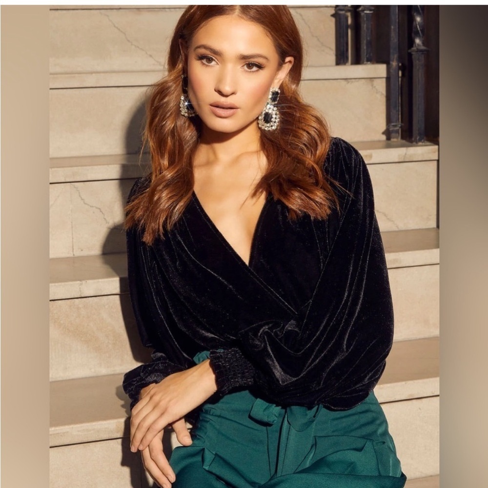 Flying Tomato Velvet V Neck Bishop Sleeve Bodysuit Black Long Sleeve XL